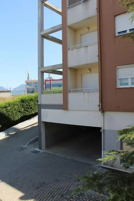 Sweet Escape Apartment W Pool Tirana